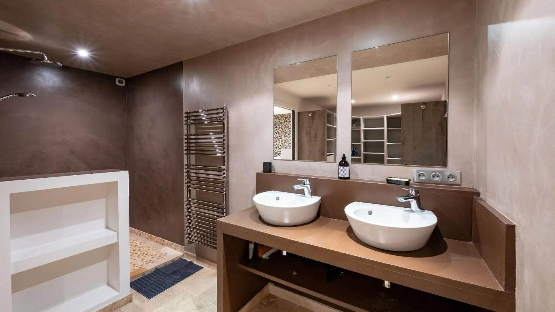 Maison avec patio et jacuzzi Saint-Rémy-de-Provence